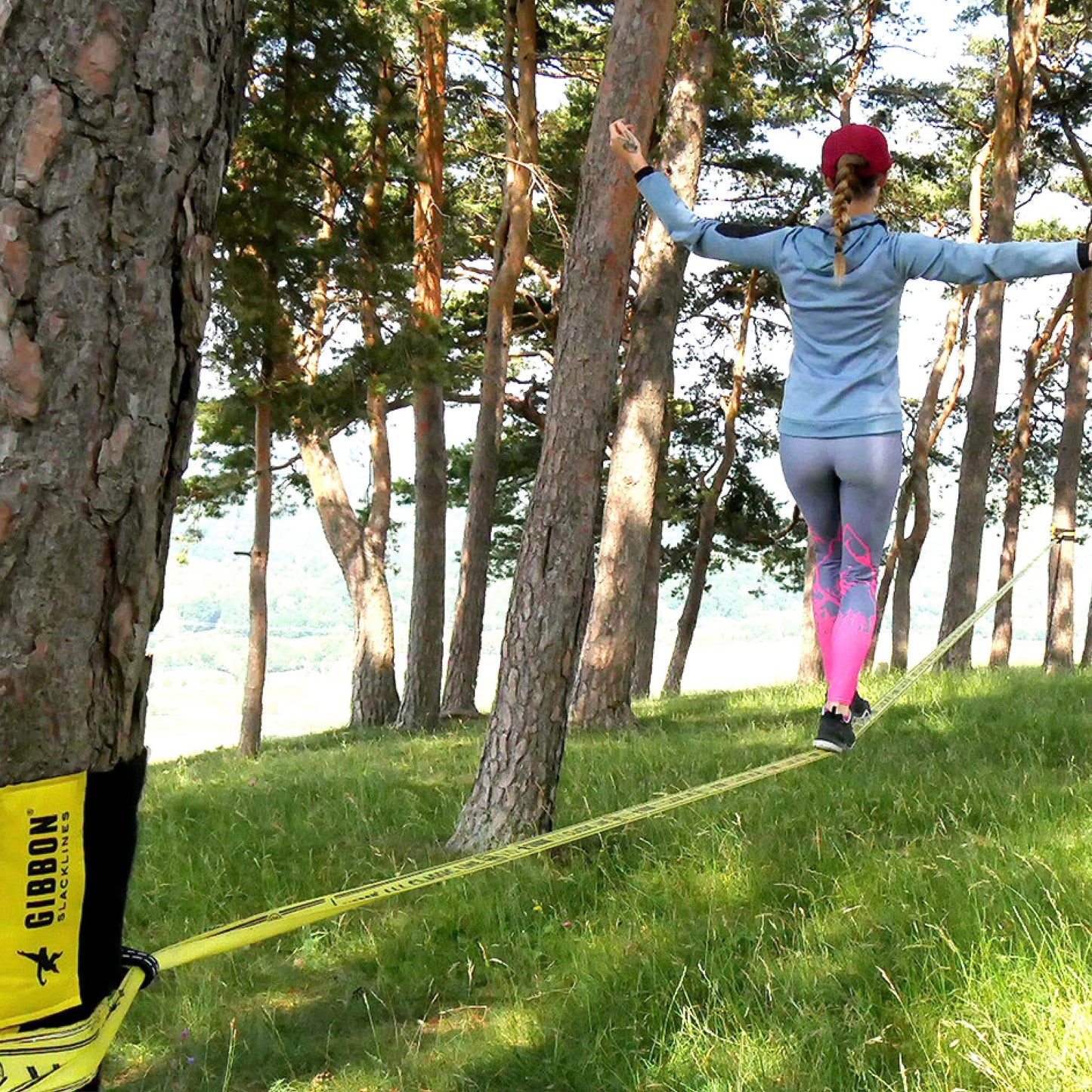 Gibbon Slacklines ClassicLine komplett set inklusive trädskydd | 15 m | TÜV-testad | balan och kul med studsmatteeffekt | Ergonomisk spärrhake | Perfekt för nybörjare och avancerade